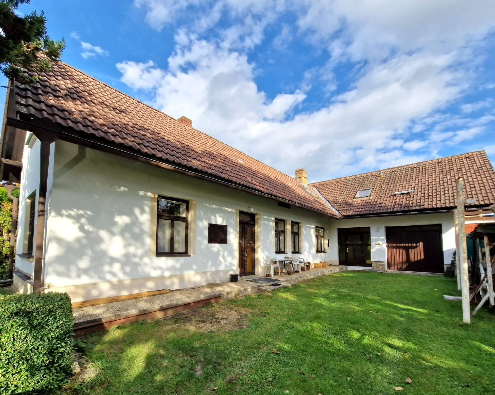 Rodinný dům - Tuchom